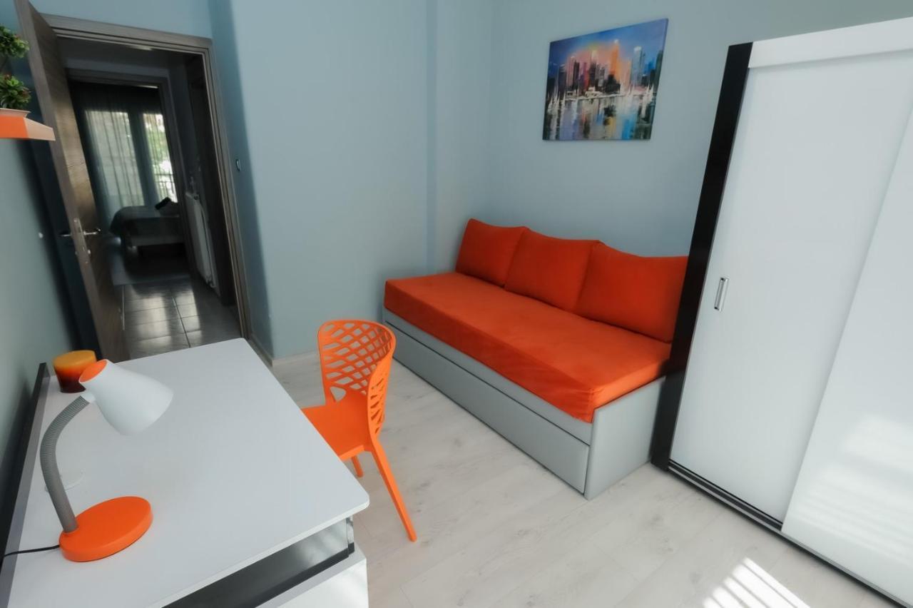 4 Colours Apartment Thessaloniki Exterior photo