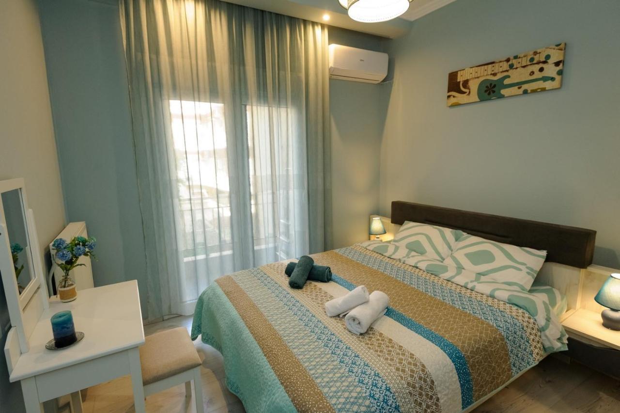 4 Colours Apartment Thessaloniki Exterior photo